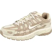 Nike Matalavartiset tennarit 'P-6000' kerma / kameli