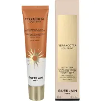 Guerlain Terracotta Joli Teint Protecting Tinted Moisturizer kirkastava meikkivoide luonnolliseen ilmeeseen SPF 20 sävy 40 Amber 30 ml
