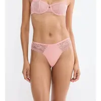 Triumph Comfort Allure -stringit