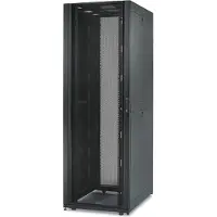 APC NetShelter SX -kaappi sivuilla