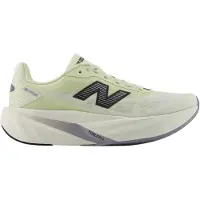 New Balance Juoksukengät 'FuelCell Rebel v5' pastellinvihreä / musta