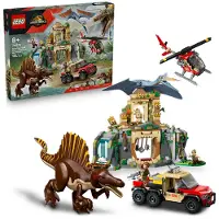 LEGO Jurassic World 76976 Spinosauruksen ja Quetzalcoatlusin pako lentäen