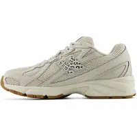 New Balance Matalavartiset tennarit '740' beigenharmaa / meleerattu musta / offwhite