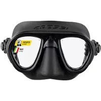 Cressi Calibro Keihäänheitto的面罩
