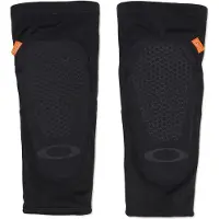Oakley All Mountain D3O Kyynärsuojat blackout Koko S