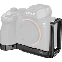 SmallRig 6034 L-Shaped Mount Plate with AirTag Slot for Sony Alpha 7 V
