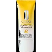 Clinique UV Solutions Brightening + Tinted Sunscreen SPF 50 Medium Dee