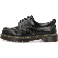 Dr. Martens Nauhakengät 'Lowell' musta