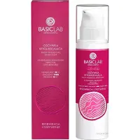 BasicLab Dermocosmetics Capillus silottava hoitoaine kurittomille ja pörröisille hiuksille 250 ml