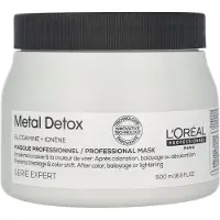 L'Oréal Serie Expert Metal Detox syväravitseva naamio värjätyille ja vaurioituneille hiuksille 500 ml