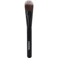 Chanel FLUID FOUNDATION BRUSH Foundation Brush