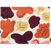 Marimekko Pieni Kukasta Kukkaan Acryl -pöytätabletti Off white-plum-pink-terracotta