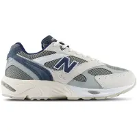 New Balance unisex. U880RV1_LI Beige 880R leather trainers (36), Flat, Split Leather, Laces, Casual
