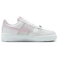 Nike Matalavartiset tennarit 'Air Force 1 '07' ecru / roosa / valkoinen