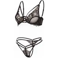 Hunkemoller Stringit 'Bea' musta