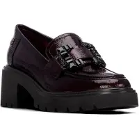 Xti for woman. 14622902-BURDEOS Burgundy Loafers 146229 (39), 5 to 8 cm, Buckle, Casual, Maroon, Classic, Patent Leather