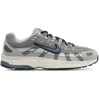 Nike Matalavartiset tennarit 'P-6000' grafiitti / kivenharmaa