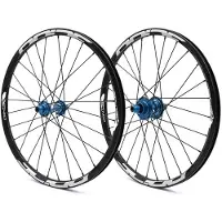 Pride Racing Control V1 451 20´´ 6b Disc Laufradsatz