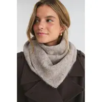 Gina Tricot  - Perfect triangle scarf - Huivit & kaulaliinat - Beige - ONESIZE - Naiset