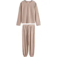 Next Pyjama nude