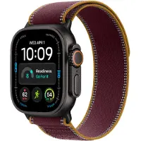 Apple Watch Ultra 4 GPS + Cellular 49 mm musta titaanikuori ja viininpunainen Trail‑ranneke - M/L