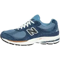New Balance unisex. U2002RV1_LI 2002R navy blue leather trainers (42), Flat, Suede, Laces, Casual