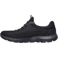 SKECHERS Slip on -tennarit 'Summits' musta