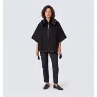 Twinset for woman. 262TO5090 Cloth poncho with black synthetic fur collar (OSFA), Casual, Polyester