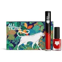 All Tigers Sarja : nestemäinen huulipuna naturale ja vegaaninen 888 Call Me Queen 8 ml + vegaaninen kynsilakka naturale ja vegaaninen 298 Hit It Big 11