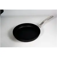Swiss Diamond CXD-paistinpannu 24 cm