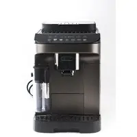 De'Longhi Magnifica Evo -kahviautomaatti