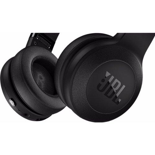 Samsung Galaxy Buds+ Musta | Alkaen 181,90 € Samsung Galaxy Buds+ Musta | Alkaen 181,90 €